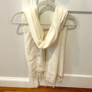 Ivory pashmina scarf!